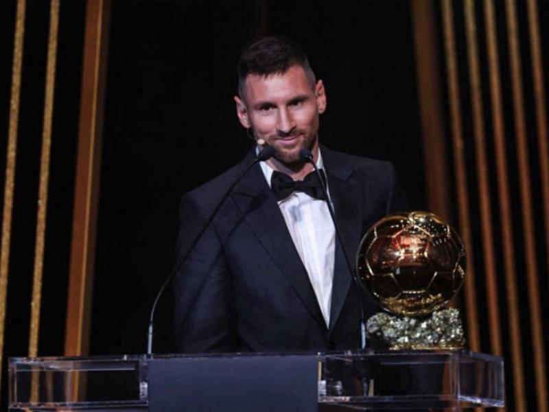 Lionel Messi Remporte le Ballon d'Or 2023 : Huitième Couronne pour le Maestro Argentin